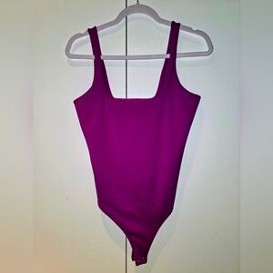 Good American Bold Magenta Bodysuitr